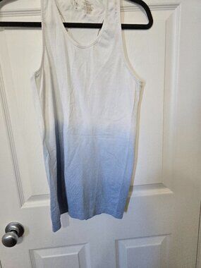 Zyia Gradient Tank – Size Medium – Good Condition